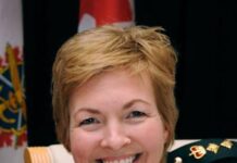 कनाडा में पहली बार फौज की जिम्मेवारी महिला के पास, जाने सारी जानकारी