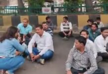 बड़ी खबर: श्री राम हॉस्पिटल में लाखों रुपए लेकर ठीक से नहीं किया मरीज का इलाज, परिजनों ने रोड जाम कर किया हंगामा