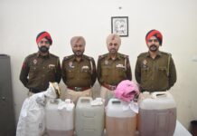 कमिश्नरेट पुलिस ने शराब तस्करी रैकेट का भंडाफोड़ किया, आठ पेटी शराब के साथ एक गिरफ्तार