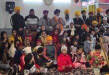 ਸਫ਼ਰ ਏ ਸ਼ਹਾਦਤ ਦੇ ਅੰਤਿਮ ਦਿਨ ਧਾਰਮਿਕ ਪ੍ਰੀਖਿਆ ਦੇਣ ਵਾਲੇ ਬੱਚਿਆਂ ਨੂੰ ਕੀਤਾ ਗਿਆ ਸਨਮਾਨਿਤ