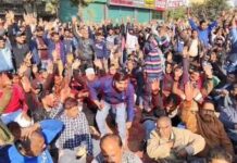 जालंधर बंद: रविदासिया-वाल्मीकि समुदाय नाराज, अमृतसर में अंबेडकर प्रतिमा तोड़फोड़ के विरोध में प्रदर्शन… बाजारों-सडकों पर पसरा सन्नाटा