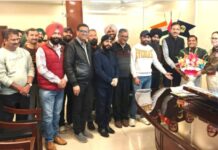 बड़ी खबर: नई पुलिस कमिश्नर से मिले जालंधर मोबाइल डीलर्स एसोसिएशन के पदाधिकारी, शहर के हालातों पर हुई चर्चा; प्रधान दुग्गल ने किया स्वागत