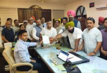 बड़ी खबर: DC को मिला जालंधर भाजपा शहरी का प्रतिनिधिमंडल, अवैध रूप से रह रहे पाकिस्तान के लोगों की शिनाख्त कर वापिस भेजने के लिए ज्ञापन सौंपा