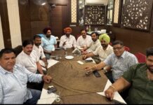 नगर निगम जालंधर में लगातार हड़ताल के चलते भाजपा पार्षदों ने की महत्वपूर्ण बैठक, मेयर पार्षद हाउस की बैठक बुलाये लोगो के काम नही हो रहे