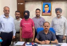 भ्रष्टाचार विरोधी मुहिम : 30,000 रुपये रिश्वत लेते हुए सब-इंस्पेक्टर विजीलेंस द्वारा रंगे हाथों काबू