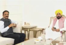 पंजाब CM हाउस में सांसद अशोक मित्तल ने मुख्यमंत्री भगवंत मान से की मुलाकात, लुधियाना उपचुनाव की जीत पर दी बधाई