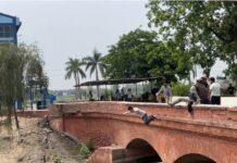 नहर में कूदे बेरोजगार टीचर को DSP ने बचाया, दिखाया जज्बा और इंसानियत, मुख्यमंत्री भगवंत मान के विधानसभा क्षेत्र धूरी में हुआ वाकया