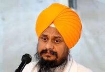 पंजाब में अकाली दल दोफाड़: अकाल तख्त कमेटी ने ज्ञानी हरप्रीत सिंह को प्रधान बनाया; पार्टी सुखबीर बादल को बना चुकी