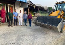 97 लाख की लागत से बनी मास्टर गुरबंता सिंह मार्ग वाली सड़क मात्र दो महीने ने 97 जगह से टूटी:- प्रदीप खुल्लर