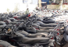 बड़ी खबर: थानों से हटेंगे गाड़ियों के ढेर, जुर्माना के बोझ से 424 थानों में सड़ रहीं 75000 गाड़ियां; नई पॉलिसी लाई सरकार