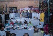 मां भगवती के जयकारों से गूंजा सोडल नगर: जगदम्बे नौजवान सभा ने किया 34वां विशाल जागरण, जरूरतमंदों को बांटा राशन