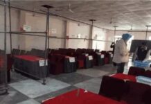 बिहार व तरनतारन उपचुनाव की मतगणना शुरू:बैलेट पेपर-EVM के लिए अलग हॉल बनाए; 16 राउंड में काउंटिंग, 11 बजे तक रिजल्ट साफ होगा