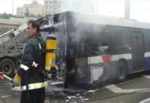 मक्का से मदीना जा रहे 42 भारतीयों की मौत:उमरा के लिए जा रही बस डीजल टैंकर से टकराकर जली; रात 1.30 बजे हुआ हादसा