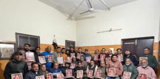 श्री साईं चरण पादुका उत्सव के आयोजन की समीक्षा बैठक संपन्न: 7 दिसंबर को शोभा यात्रा के उपरांत होंगे साईं दास स्कूल ग्राउंड में दोपहर एक से रात 10 बजे तक दर्शन