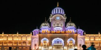 पंज सिंह साहिबान का बड़ा फ़ैसला: पाँच व्यक्तियों को लगी धार्मिक तनखा, सजा शुरू