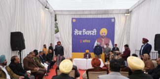 ਕੜਾਕੇ ਦੀ ਠੰਢ ਦੇ ਬਾਵਜੂਦ ਮੁੱਖ ਮੰਤਰੀ ਭਗਵੰਤ ਸਿੰਘ ਮਾਨ ਵੱਲੋਂ ਜਲੰਧਰ ਵਿੱਚ ਲੋਕ ਮਿਲਣੀ, ਕਿਹਾ ਲੋਕ ਮਿਲਣੀਆਂ ਪੰਜਾਬ ਦੇ ਵਿਕਾਸ ਨੂੰ ਤੇਜ਼ ਕਰਨ ਲਈ ਪ੍ਰੇਰਕ ਦਾ ਕੰਮ ਕਰਨਗੀਆਂ