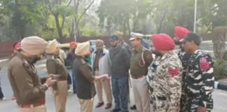 मोहाली में स्कूलों को बम धमकी: प्रशासन अलर्ट, जांच जारी; CM मान को भी मिली धमकी