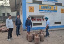 35 नहीं, 25 दिन में ही मिलेगा शहरों में सिलिंडर, समय-सीमा संशोधन पर सरकार ने स्थिति साफ की, घबराएं नहीं