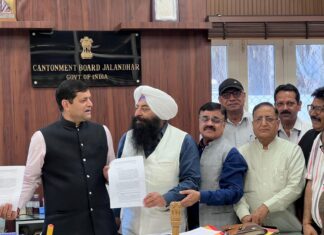 ਜਲੰਧਰ ਕੈਂਟ ‘ਚ ਟੈਕਸ ਨੋਟਿਸਾਂ ਖ਼ਿਲਾਫ਼ ਡੈਪੂਟੇਸ਼ਨ: ਧਾਰਾ 73A/73B ਵਿੱਚ ਰਾਹਤ ਦੀ ਮੰਗ, 10 ਦਿਨਾਂ ਵਿੱਚ ਕਾਰਵਾਈ ਦਾ ਭਰੋਸਾ
