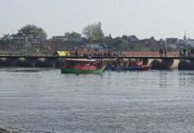 वृंदावन में बड़ा हादसा: यमुना में नाव पलटी, पंजाब के 10 श्रद्धालुओं की मौत; रेस्क्यू जारी