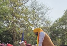 ‘शुक्राना यात्रा’ के दौरान जालंधर सेंट्रल में मुख्यमंत्री मान को मिला जन समर्थन; नितिन कोहली ने मुख्यमंत्री को श्री दरबार साहिब की पावन तस्वीर भेंट कर किया सम्मानित
