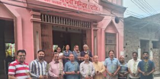 पुरूषोत्तम महीने के उपलक्ष्य में बाला जी सेवा समिति ने 125 तुलसी पौधें वितरित किए