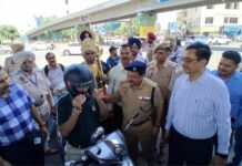 बिना हेलमेट घर से निकलना पड़ सकता है भारी, जालंधर की सड़कों पर घूम रहा है “यम”