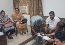 मिट्ठू बस्ती धार्मिक विवाद: माइनॉरिटी कमीशन की जांच तेज, परिवार ने सुनाई पूरी आपबीती; प्रार्थना के दौरान हुए हंगामे में परिवार ने लगाए घर में घुसकर धक्का-मुक्की के आरोप