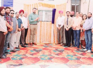 ਪੰਜਾਬ ਪ੍ਰੈੱਸ ਕਲੱਬ ਜਲੰਧਰ ਦੇ ਕਲਾਕ ਟਾਵਰ ਦੇ ਨਵੀਨੀਕਰਨ ਦਾ ਸੀਟੀ ਯੂਨੀਵਰਸਿਟੀ ਦੇ ਚਾਂਸਲਰ ਚਰਨਜੀਤ ਸਿੰਘ ਚੰਨੀ ਵੱਲੋਂ ਉਦਘਾਟਨ