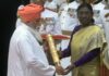 ਪਦਮ ਸ਼੍ਰੀ ਨਾਲ ਸਨਮਾਨਿਤ ਹੋਏ ਸੰਤ ਨਿਰੰਜਨ ਦਾਸ ਜੀ, PM ਮੋਦੀ ਦੀ ਮੌਜੂਦਗੀ ‘ਚ ਮਿਲਿਆ ਵੱਡਾ ਮਾਣ