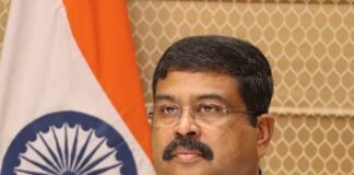 शिक्षा मंत्री धर्मेंद्र प्रधान ने दिया इस्तीफा, अभिजीत दीपके बोले- हमने कर दिखाया, लोकतंत्र की जीत हुई
