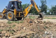 जालंधर में JDA का बड़ा एक्शन: 5 अवैध कॉलोनियों पर चला बुलडोजर, प्लॉट खरीदने वालों के लिए भी जारी हुई बड़ी चेतावनी