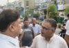 मेयर चुनाव से पहले कपूरथला में सियासी संग्राम! कांग्रेस पार्षदों के प्रतिष्ठानों पर छापेमारी, स्वीट हाउस सील करने पर हंगामा