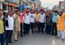 ਕੇਂਦਰੀ ਸਰਕਾਰ ਦੀਆਂ ਗ਼ਲਤ ਨੀਤੀਆਂ ਤੇ ਪੰਜਾਬ ਸਰਕਾਰ ਦੀ ਸਹਿਮਤੀ ਕਰਕੇ ਆਟੋ ਸੇਲ ਪਰਚੇਸ ਦਾ ਕਾਰੋਬਾਰ ਹੋਇਆ ਠੱਪ