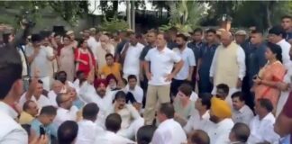 प्रधानमंत्री आवास के बाहर कांग्रेस का प्रदर्शन: राहुल गांधी, प्रियंका गांधी समेत कई सांसदों का मार्च, चन्नी और रंधावा पुलिस हिरासत में
