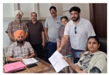 नामांकन के आखिरी दिन चली अचीवर्स ग्रुप की आंधी… प्रोग्रेसिव के नामांकन करने वाले कैंडिडेट आपने समर्थकों को आवाजें लगाते रहे