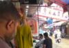 हल्की बारिश में ही रैनक बाजार की नई सड़क बनी मुसीबत, दुकानों के आगे जमा पानी; दुकानदार बोले- ‘मछियां पाल लईये’