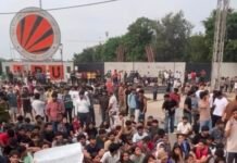 LPU में देर रात बवाल: छात्रा रेप के आरोपों के बाद विद्यार्थियों का हंगामा, तोड़फोड़-आगजनी; हाईवे जाम, FIR दर्ज, प्रबंधन बोला- कुछ नहीं हुआ-अफवाहों पर ध्यान न दें