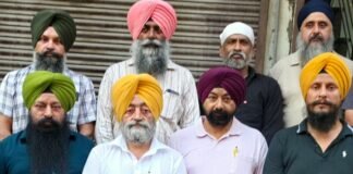 ਇਤਹਾਸਿਕ ਗੁਰੂਦਵਾਰਾ ਬੰਗਲਾ ਸਾਹਿਬ ਵਿੱਚ ਪੁਲਸ ਦਾਖਲੇ ਦੀ ਸਿੱਖ ਤਾਲਮੇਲ ਕਮੇਟੀ ਵੱਲੋ ਜੋਰਦਾਰ ਨਿੰਦਾ