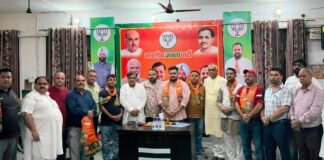 जालंधर नॉर्थ में AAP को बड़ा झटका, भाजपा में घर वापसी का धमाका! सनी दुआ, हसन सोनी, अर्जुन त्रेहन और प्रदीप वासुदेवा ने थामा कमल
