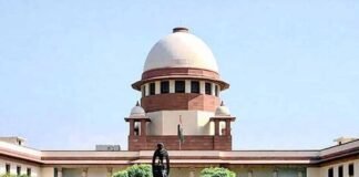 सीईसी के खिलाफ अंतरिम आदेश जारी करने से सुप्रीम कोर्ट का इनकार, दिया नोटिस